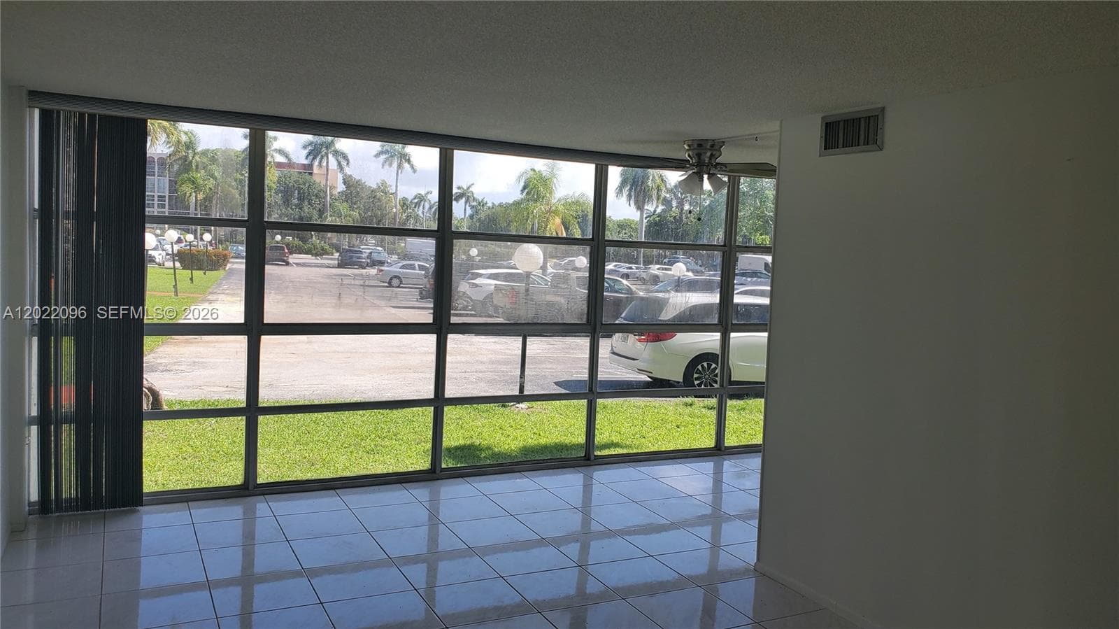 DESOTO PARK CONDO · #109 in Hallandale Beach - Photo 7
