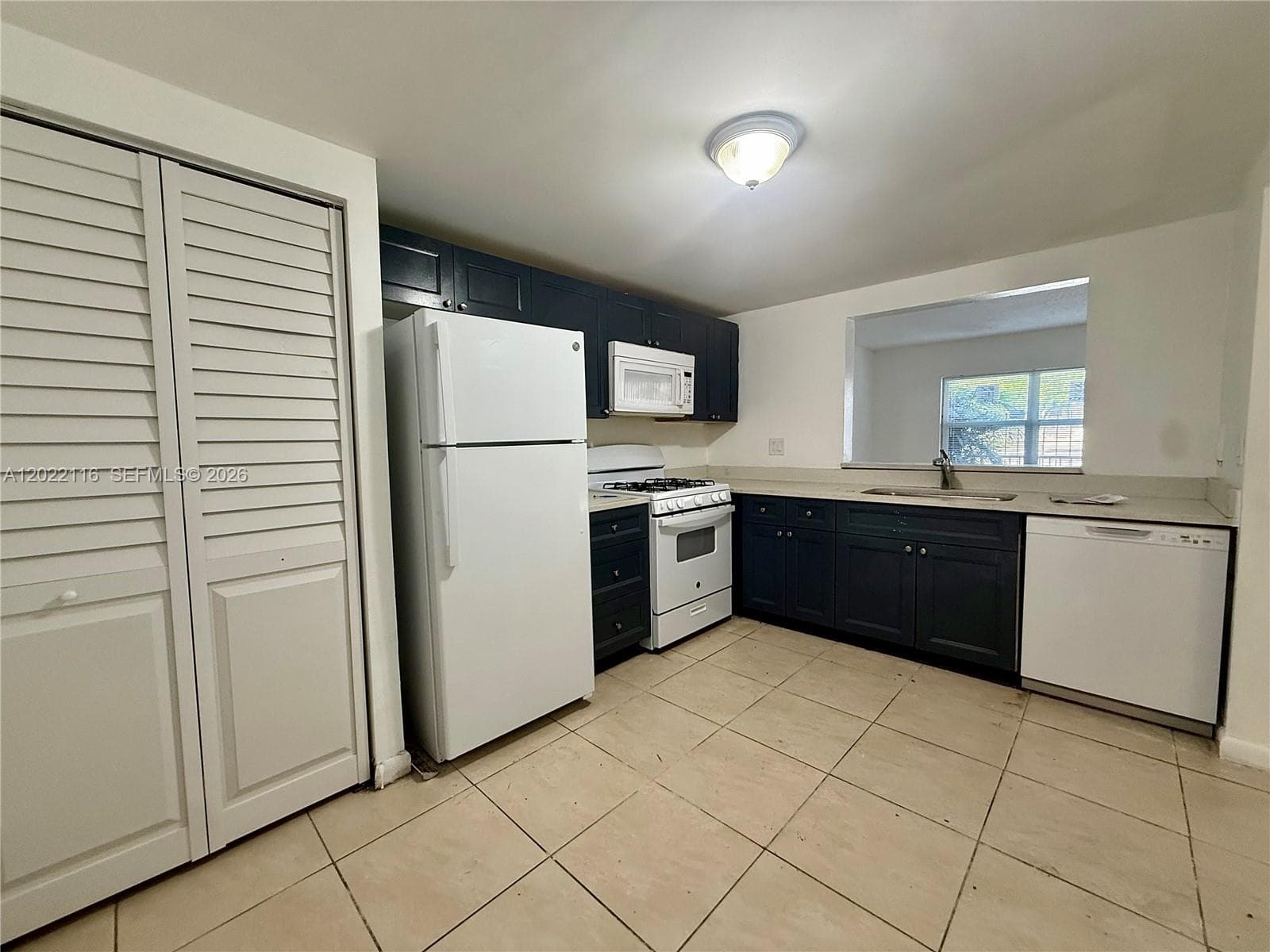 VENETIAN GARDENS AT COUNT · #B102 in Hialeah - Photo 2