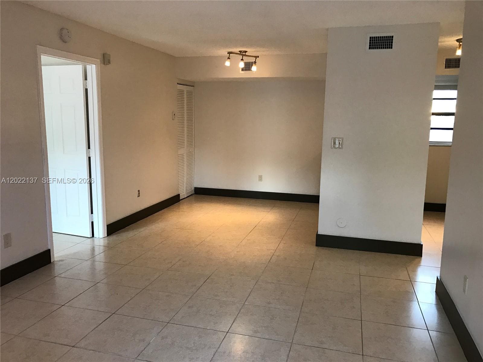 Moors Pointe Condo Ph 01 · #2-17 in Miami - Photo 2
