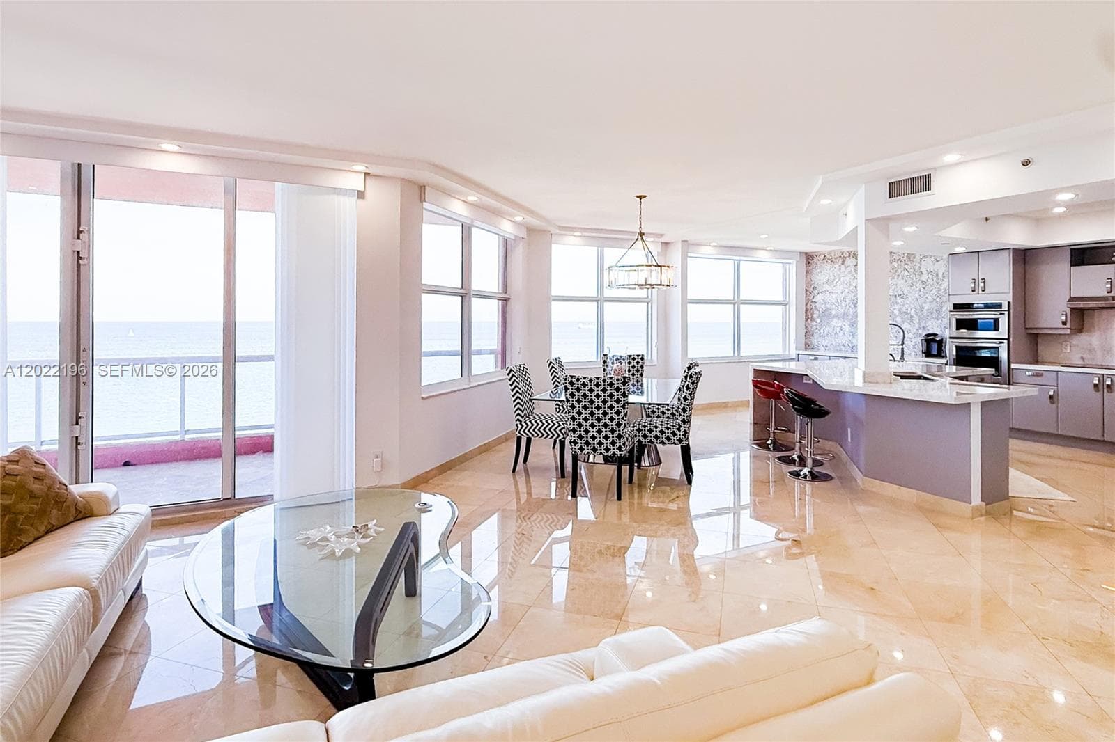 PALMS TOWER ONE CONDO · #19B in Fort Lauderdale - Photo 2