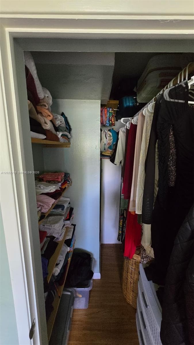 CRYSTAL COURT MANOR NO 5 · #2A in Hollywood - Photo 11