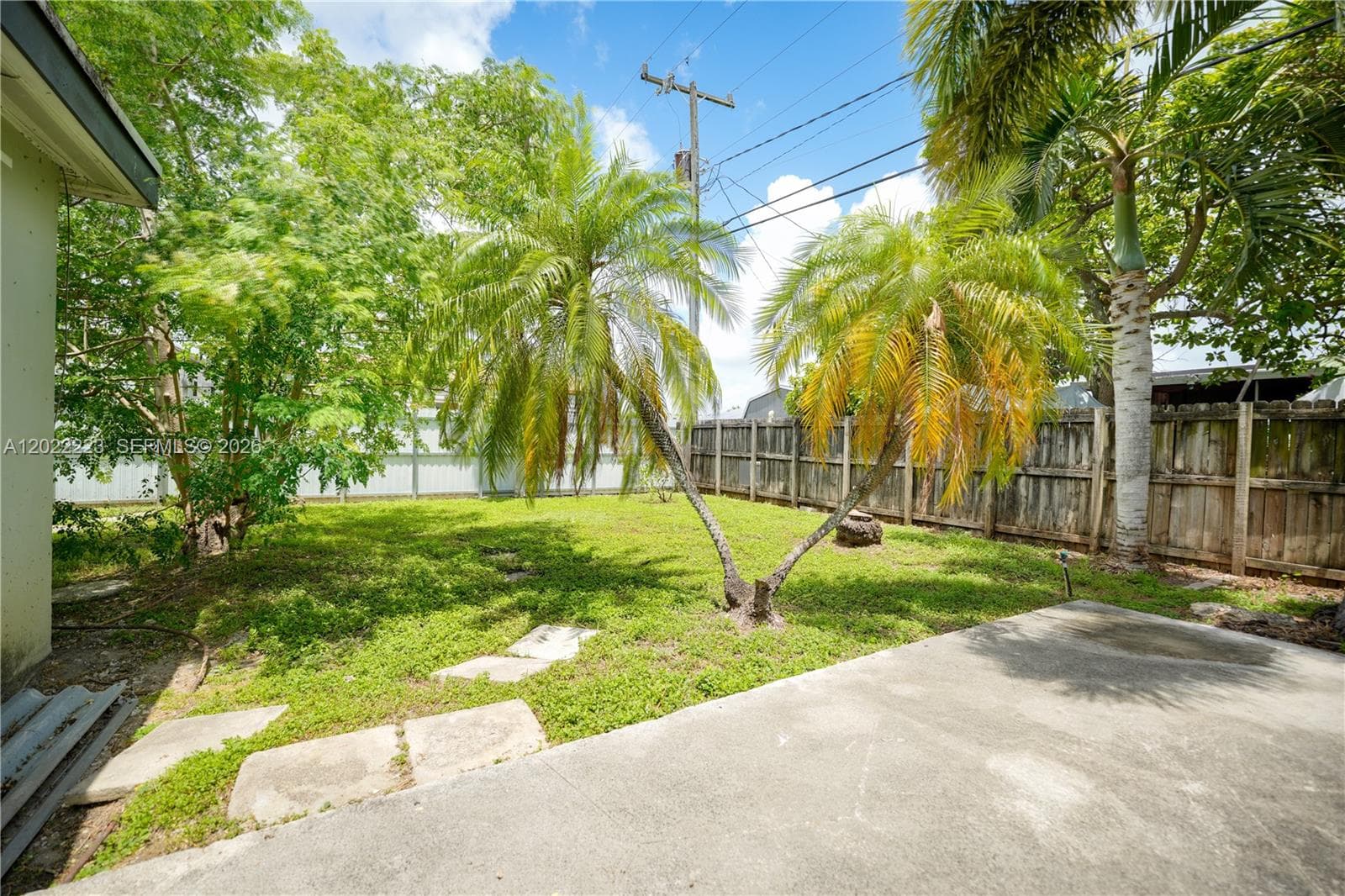 9921 SW 165th Ter photo 28