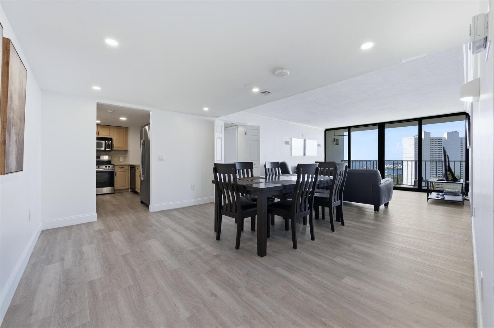 Front Entry to Eating area
