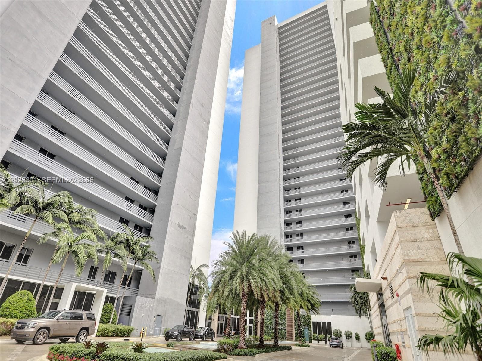 THE HARBOUR · #403 in North Miami Beach - Photo 25
