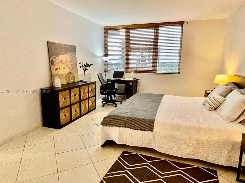 PARKER PLAZA CONDO ESTATE · #801 in Hallandale Beach - Photo 6
