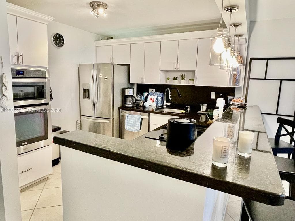 PARKER PLAZA CONDO ESTATE · #801 in Hallandale Beach - Photo 9