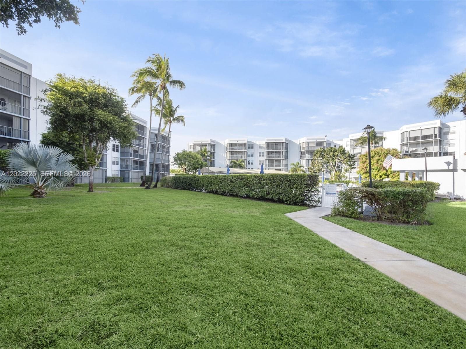 Boca Teeca Condominium · #117 in Boca Raton - Photo 18