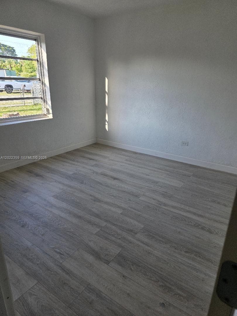 15340 Garfield Dr photo 10
