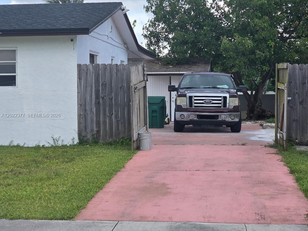14905 SW 304th Ter photo 4