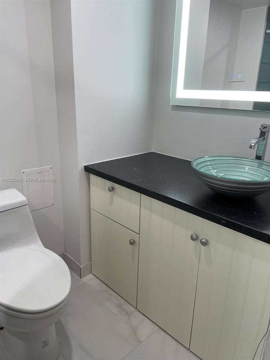 DEL PRADO MARINA · #1701/2 in Aventura - Photo 13