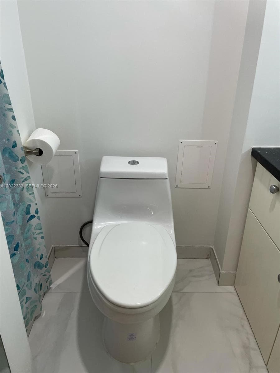 DEL PRADO MARINA · #1701/2 in Aventura - Photo 14