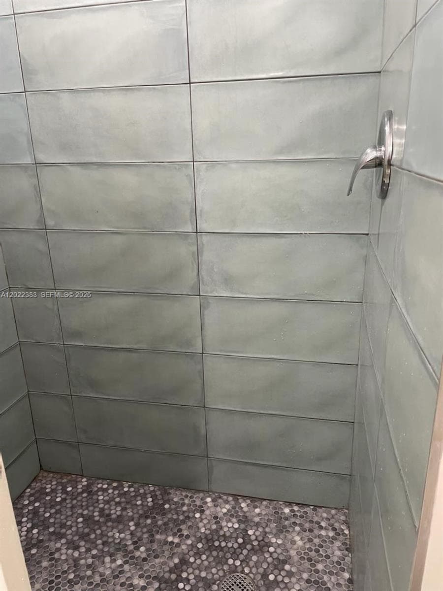 DEL PRADO MARINA · #1701/2 in Aventura - Photo 11