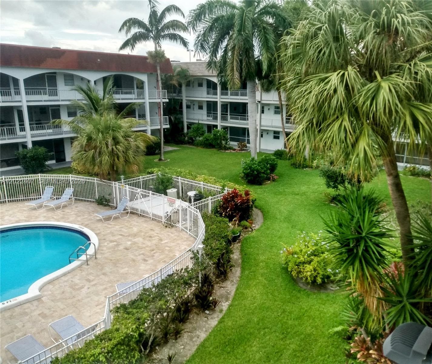 PARADISE VILLAS CONDO · #315-B in Hallandale Beach - Photo 3