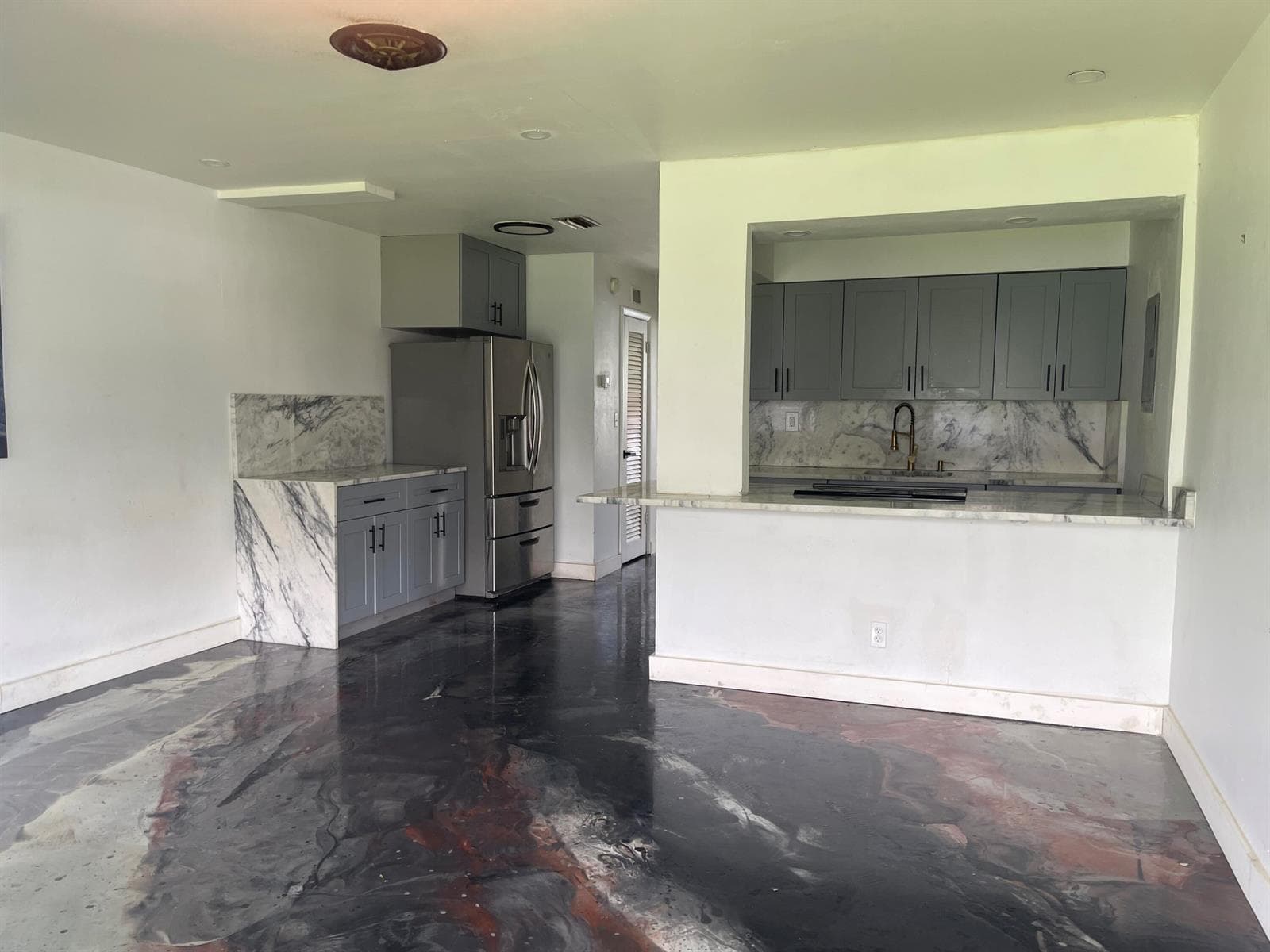 Kitchen/Living Room