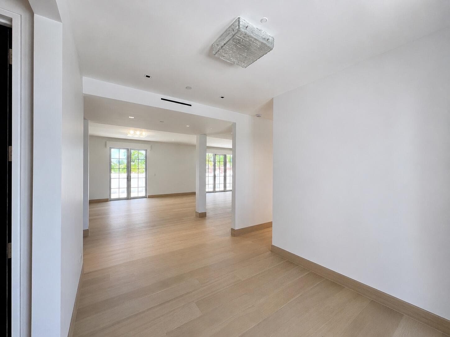 Foyer without Furnishings