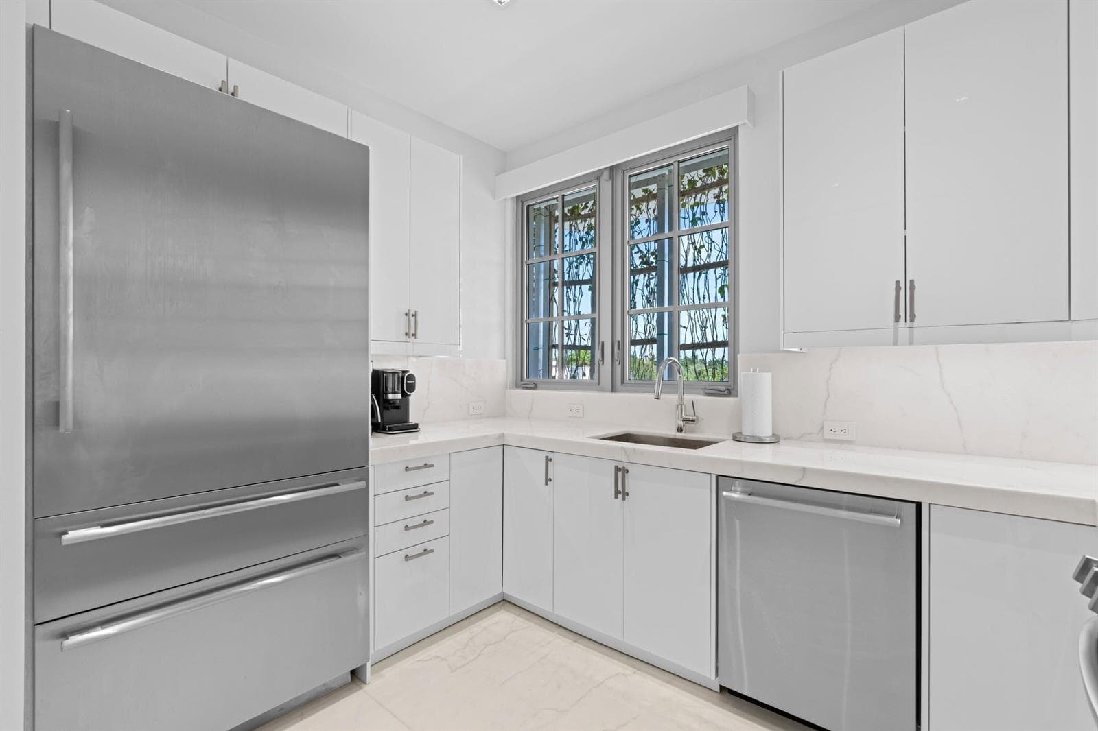 Bright Kitchen