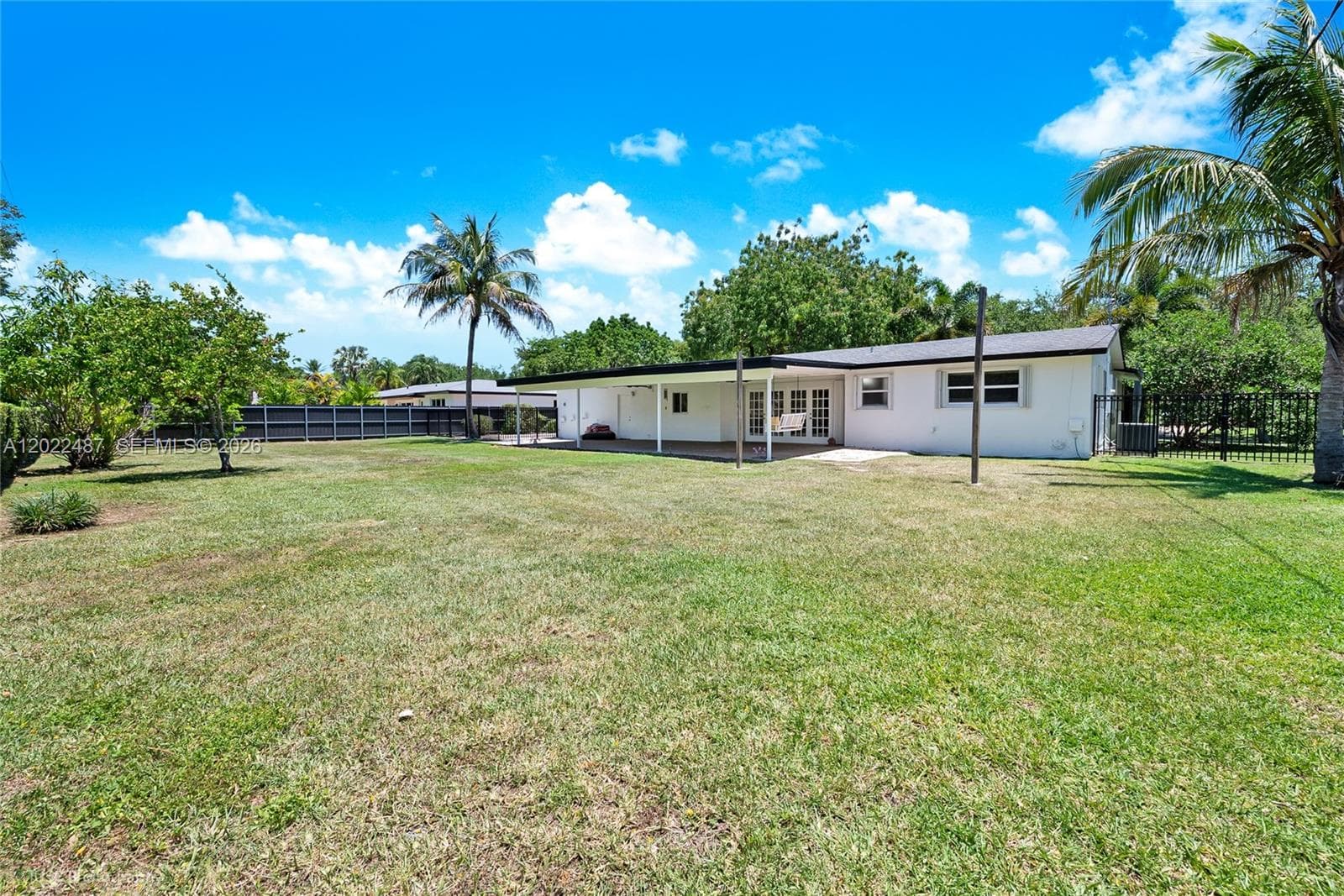 15700 SW 87th Ave photo 13