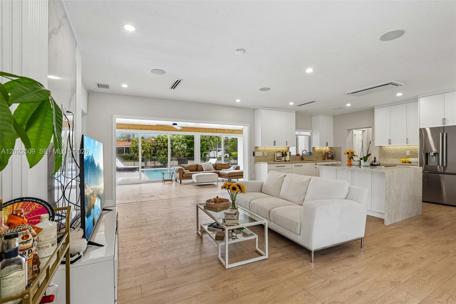 5620 SW 63rd Ct photo 5