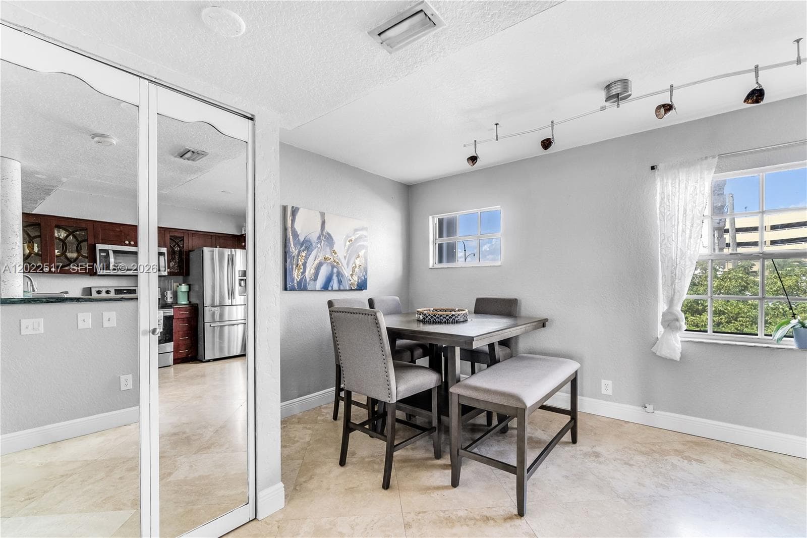 349 Virginia St #349 photo 3