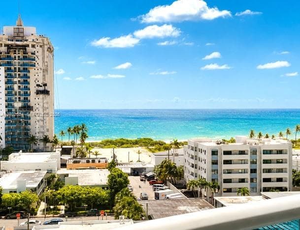 AQUASOL CONDO · #10T in Miami Beach - Photo 1