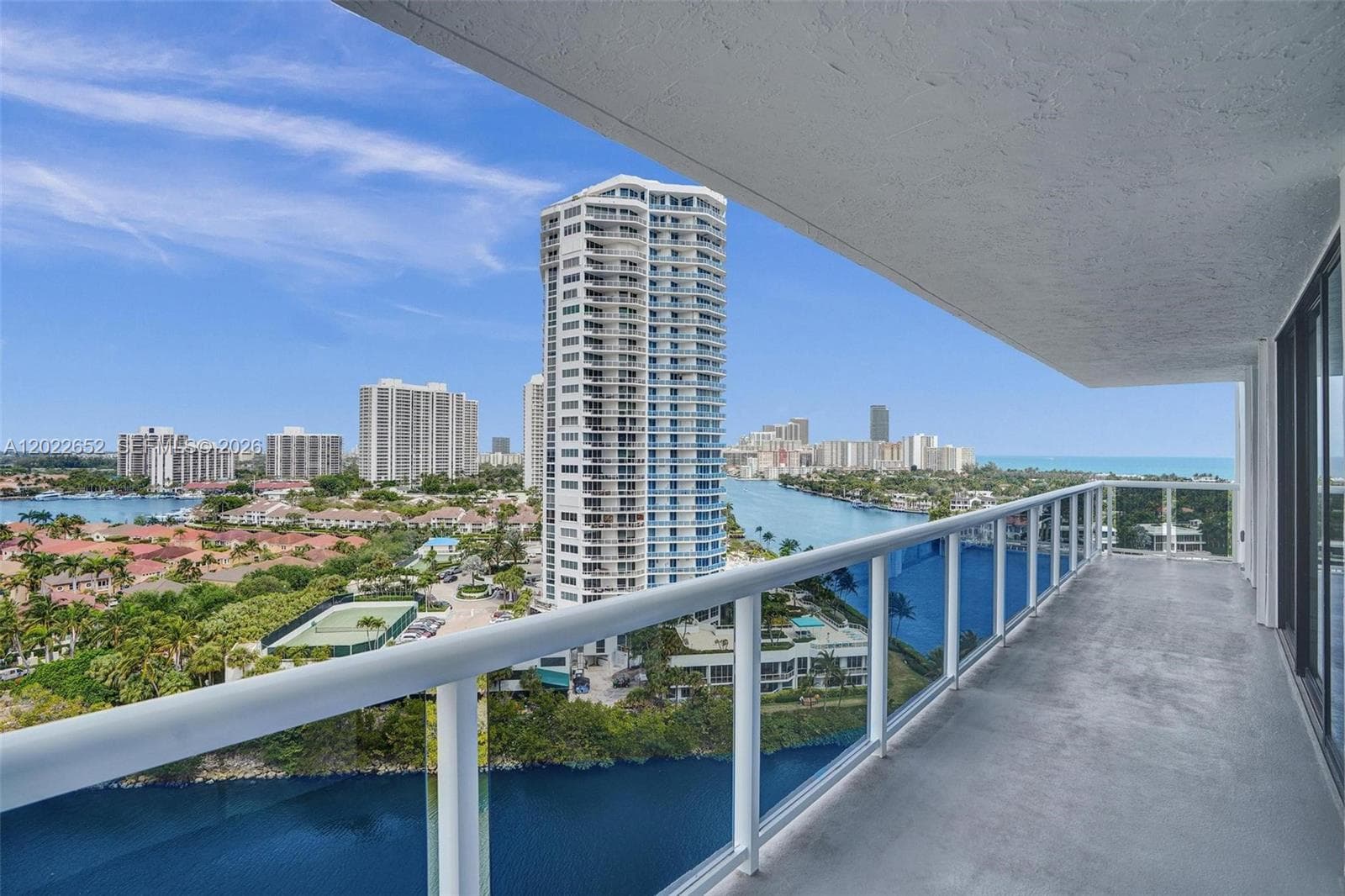 WATERVIEW CONDO · #1641 in Aventura - Photo 2
