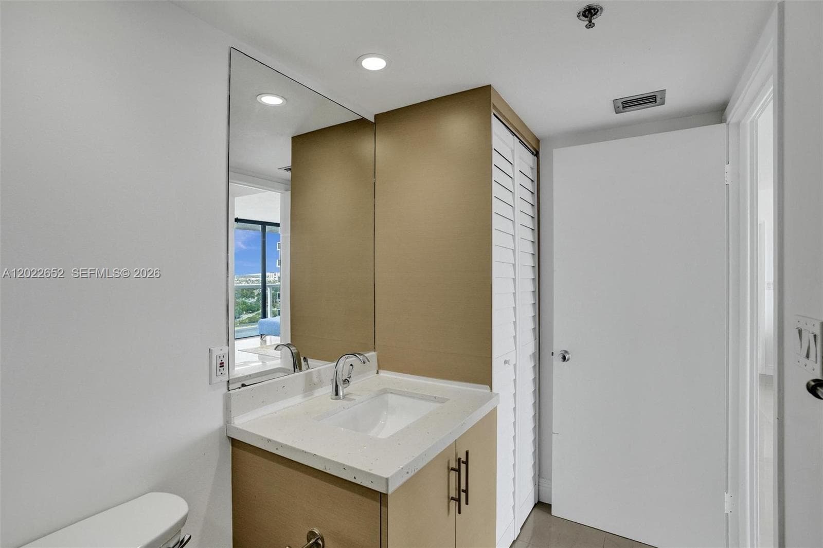 WATERVIEW CONDO · #1641 in Aventura - Photo 28