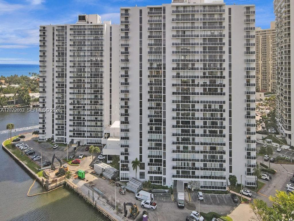 WATERVIEW CONDO · #1641 in Aventura - Photo 41
