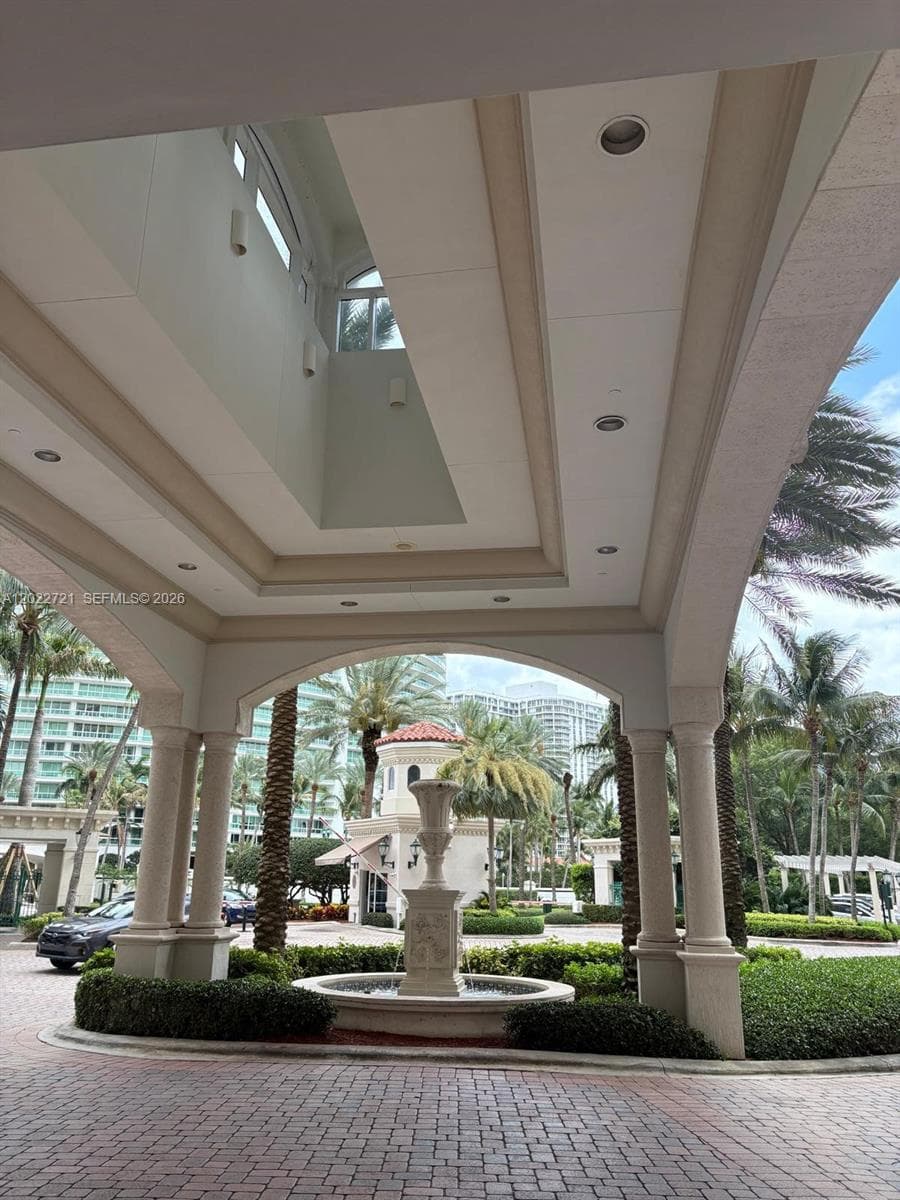 TURNBERRY VILLAGE CONDO · #601 in Aventura - Photo 14