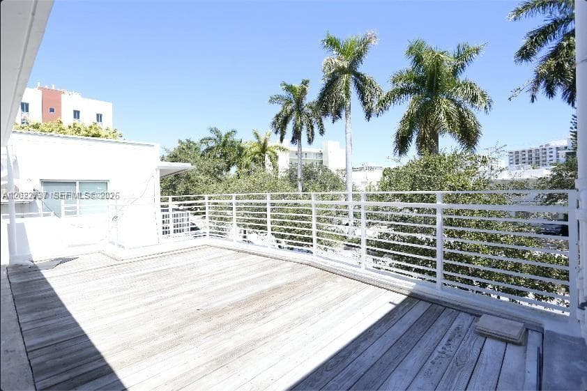 WASHINGTON POINTE CONDO · #D in Miami Beach - Photo 8