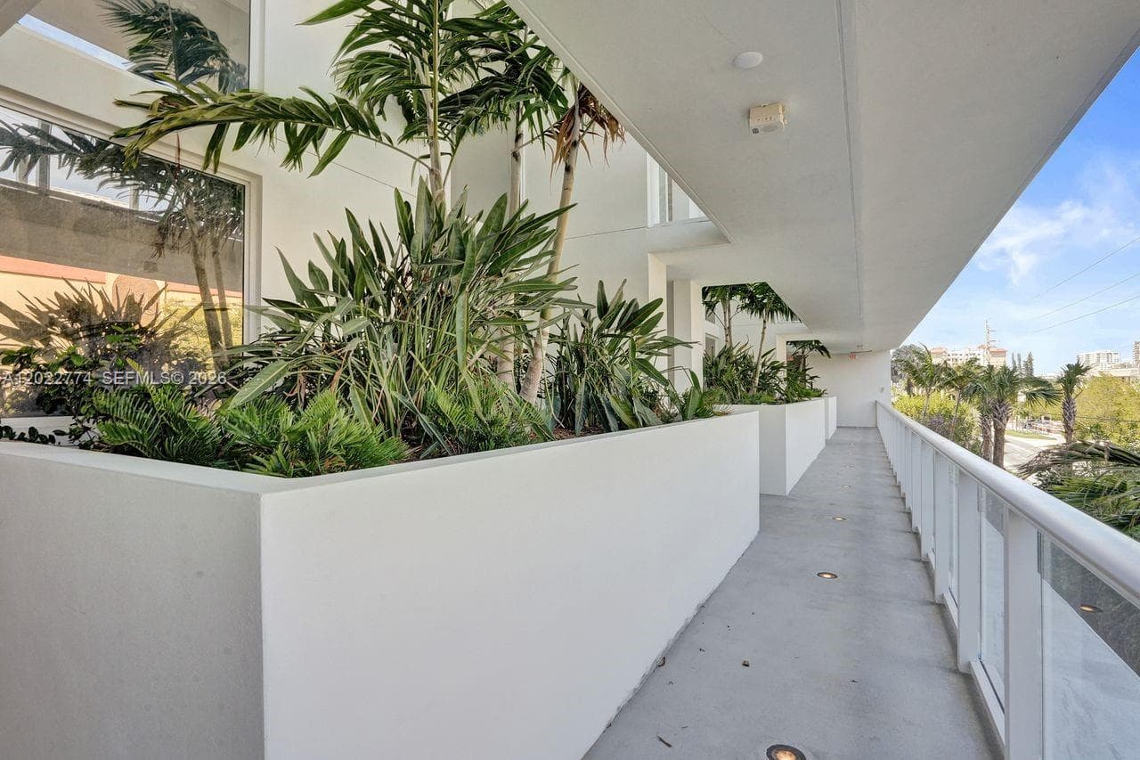 Entourage in the Sun · #402 in Pompano Beach - Photo 42