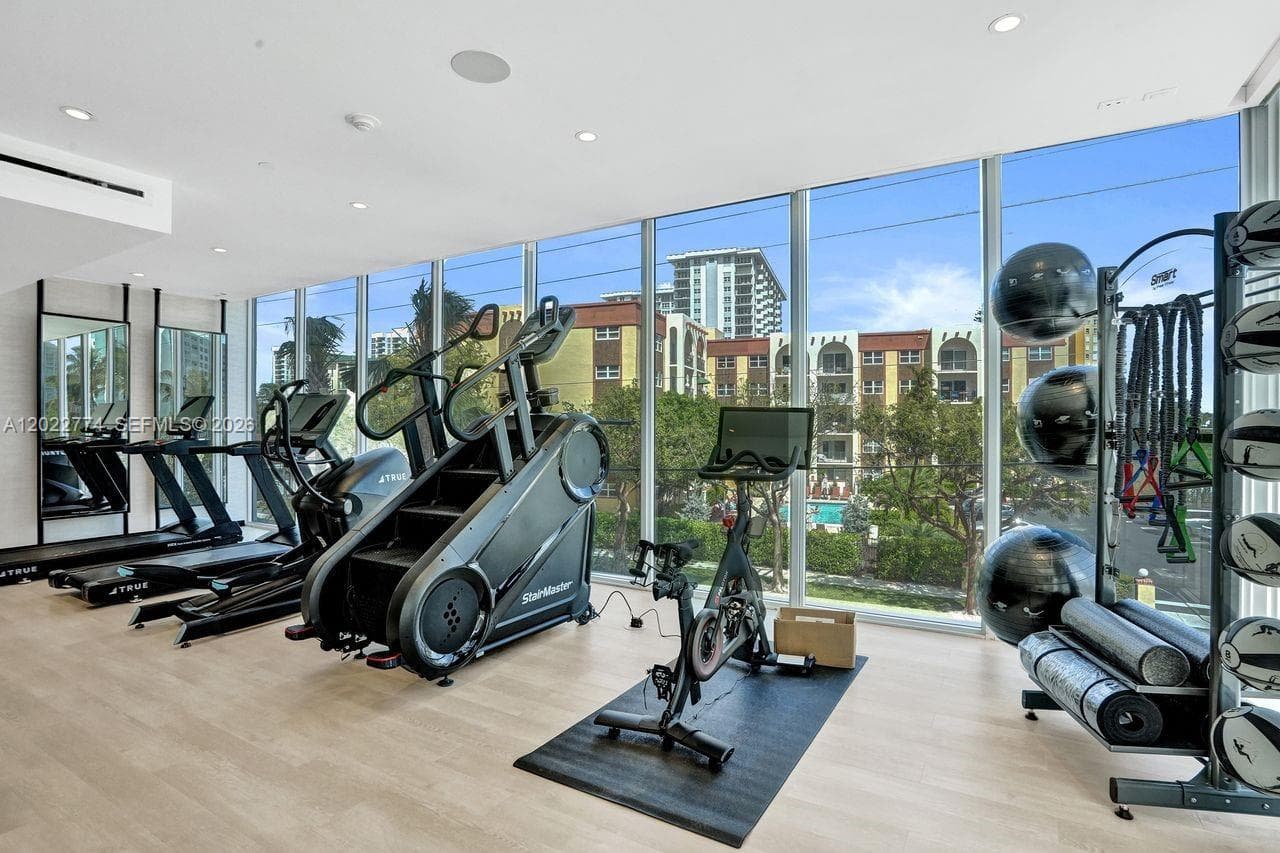 Entourage in the Sun · #402 in Pompano Beach - Photo 46