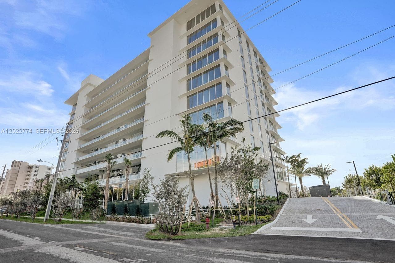 Entourage in the Sun · #402 in Pompano Beach - Photo 53