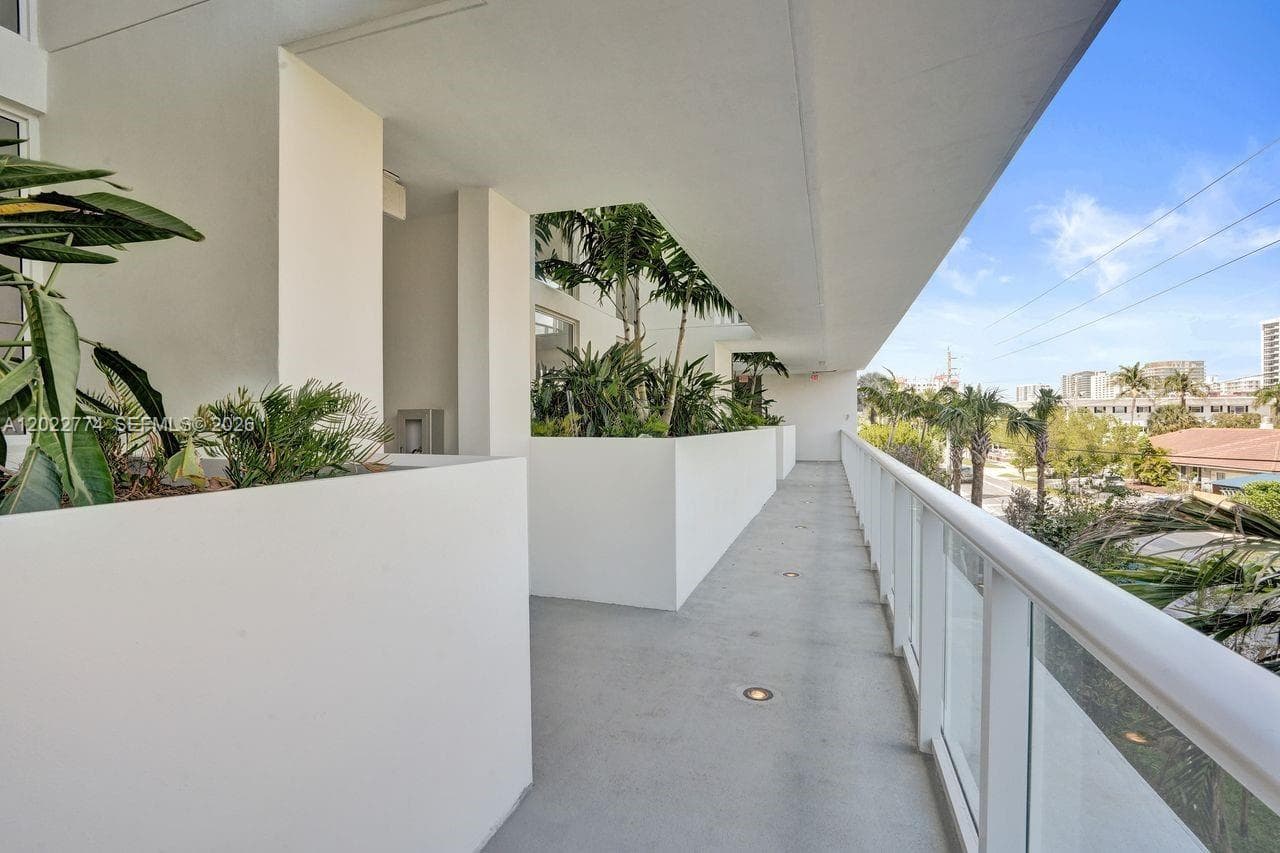 Entourage in the Sun · #402 in Pompano Beach - Photo 41