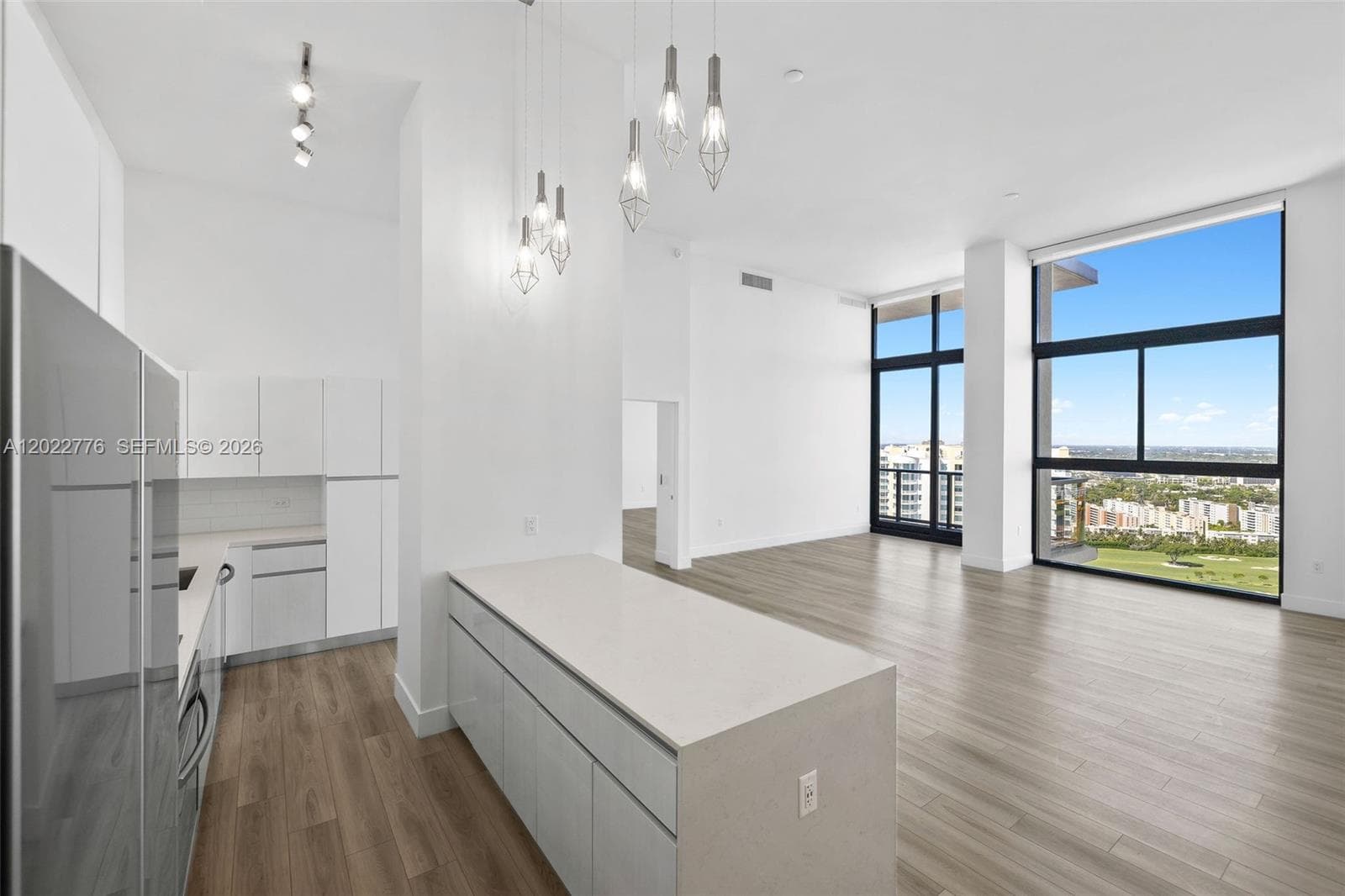 Mondrian Hallandale · #PH2703 in Hallandale Beach - Photo 1