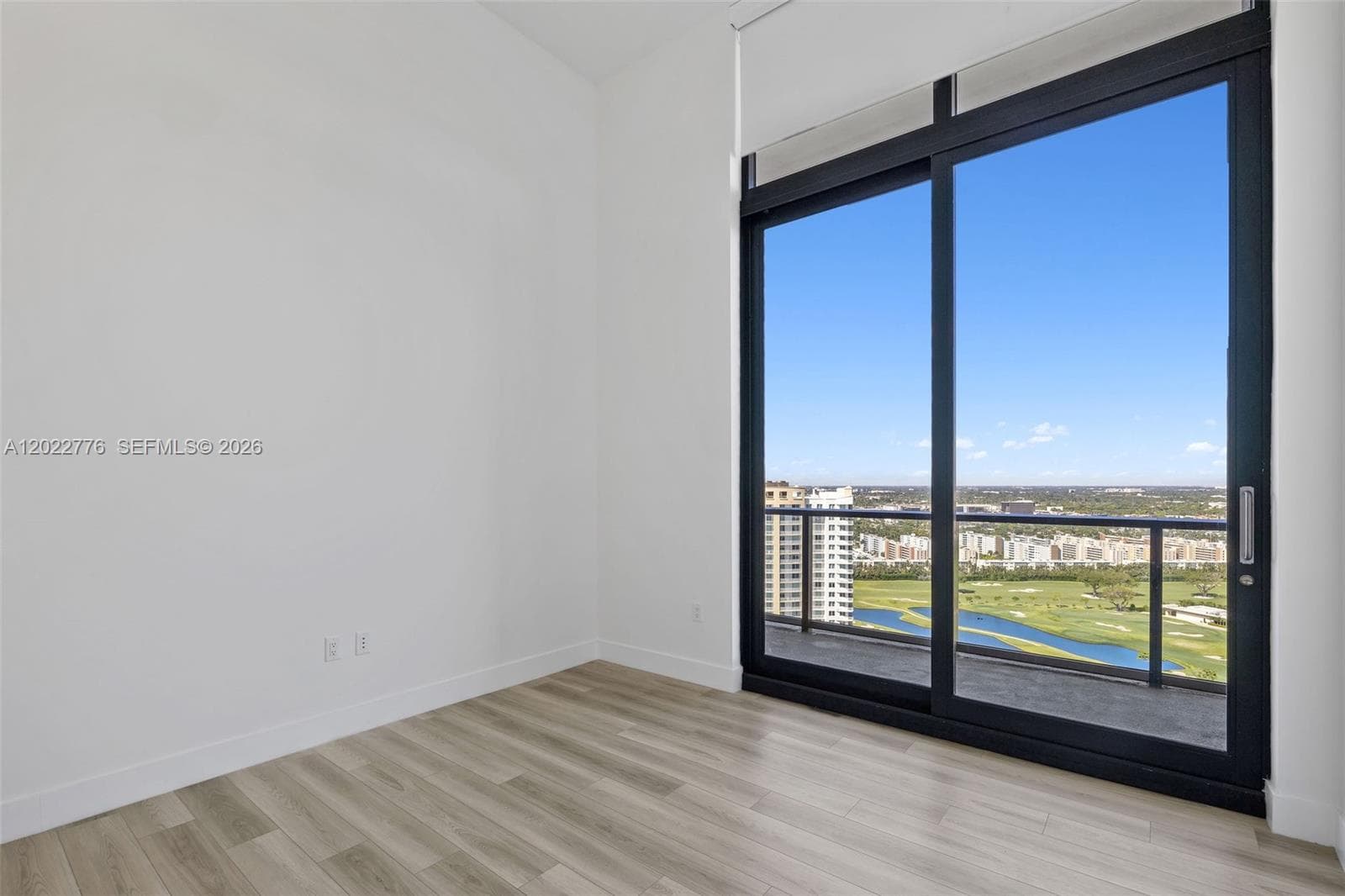 Mondrian Hallandale · #PH2703 in Hallandale Beach - Photo 29