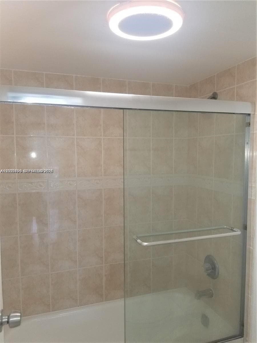 ARLEN HOUSE EAST · #208 in Sunny Isles Beach - Photo 11
