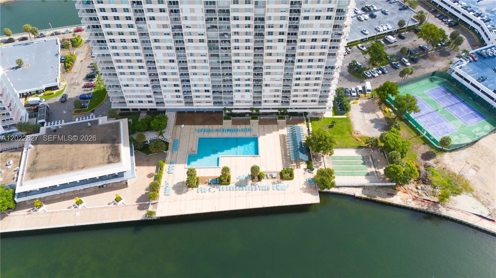 ARLEN HOUSE · #1504 in Sunny Isles Beach - Photo 9