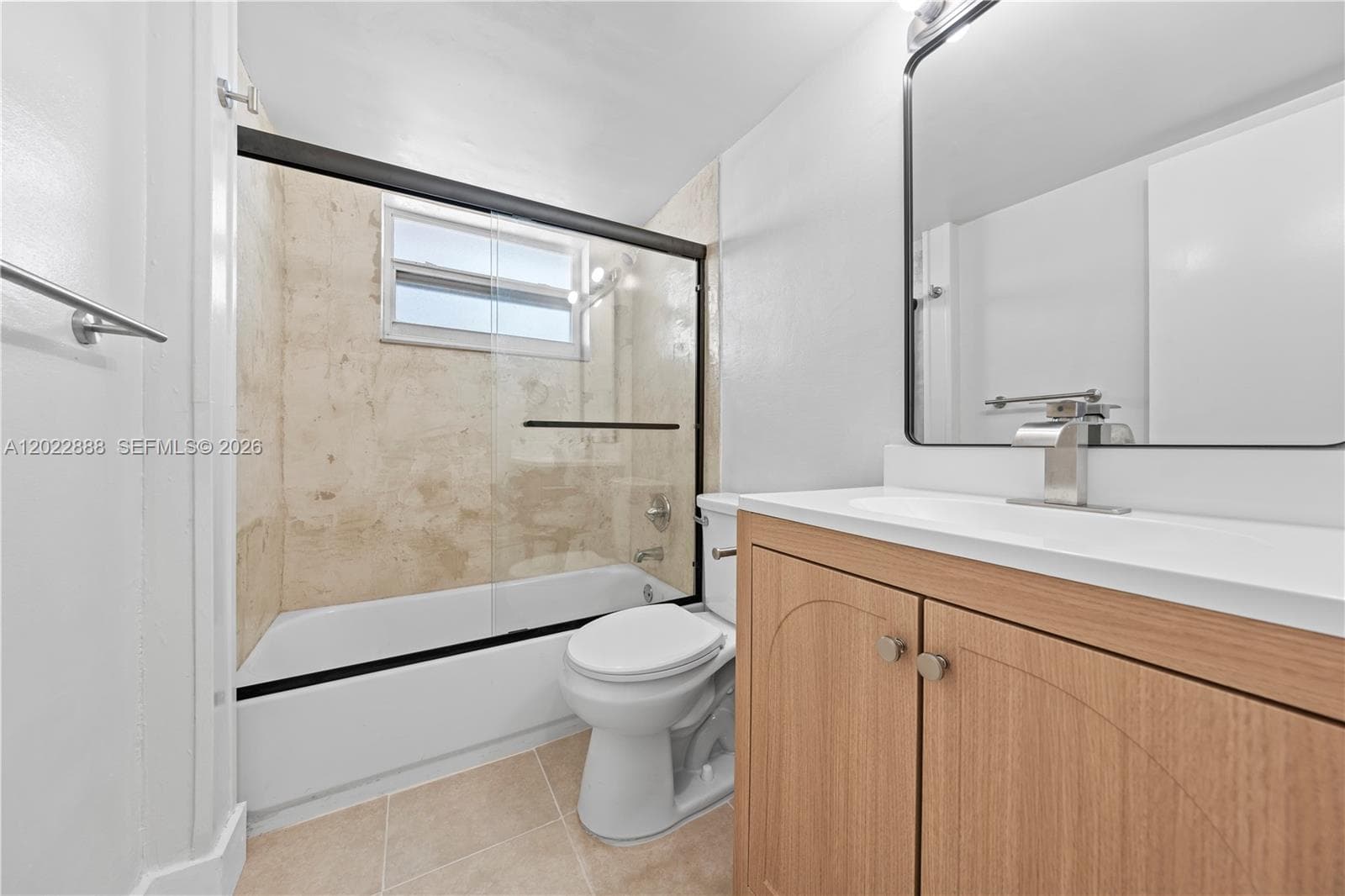 LINCOLN TOWERS CONDO · #D204 in Miami Beach - Photo 9