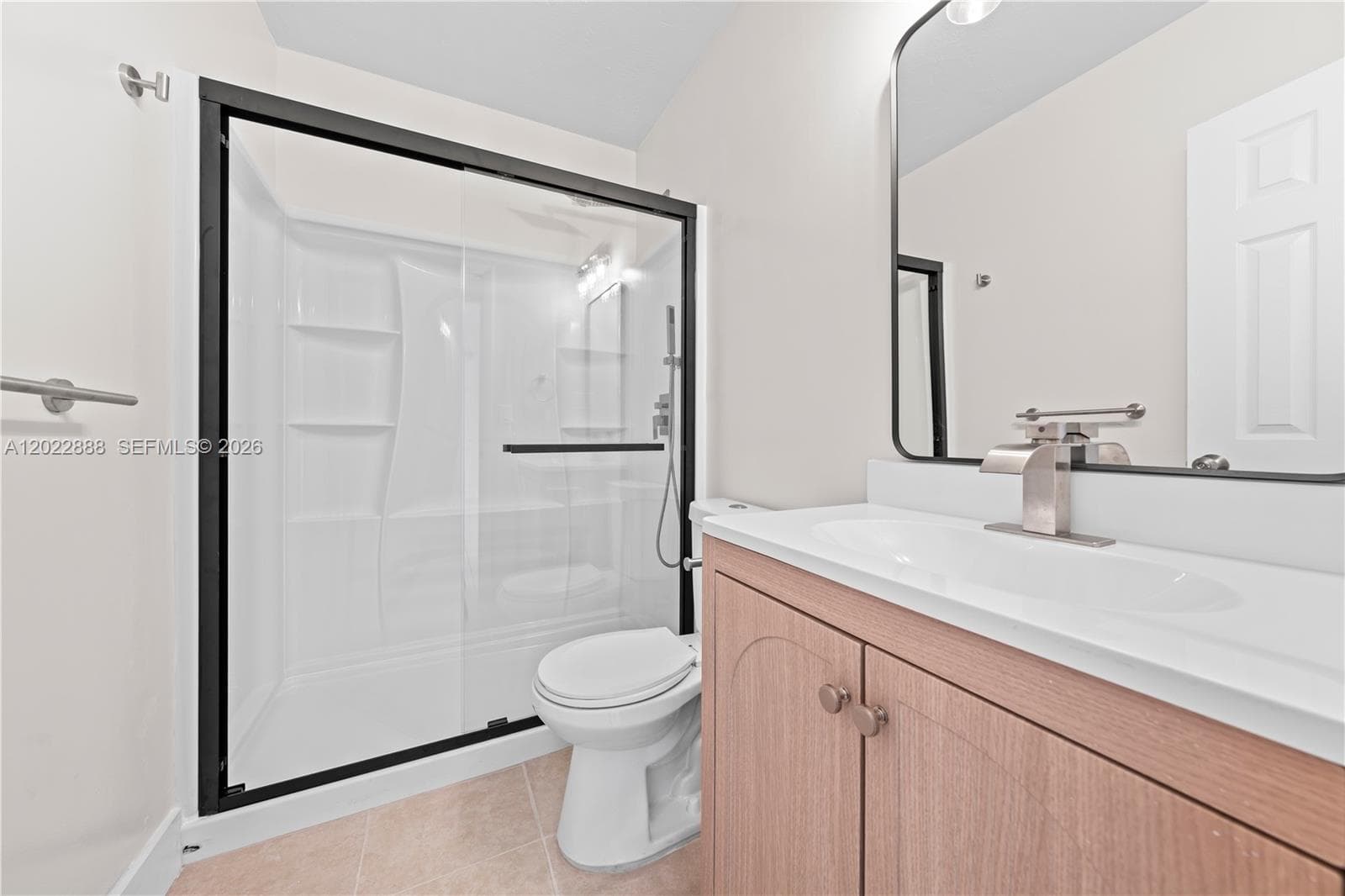 LINCOLN TOWERS CONDO · #D204 in Miami Beach - Photo 8