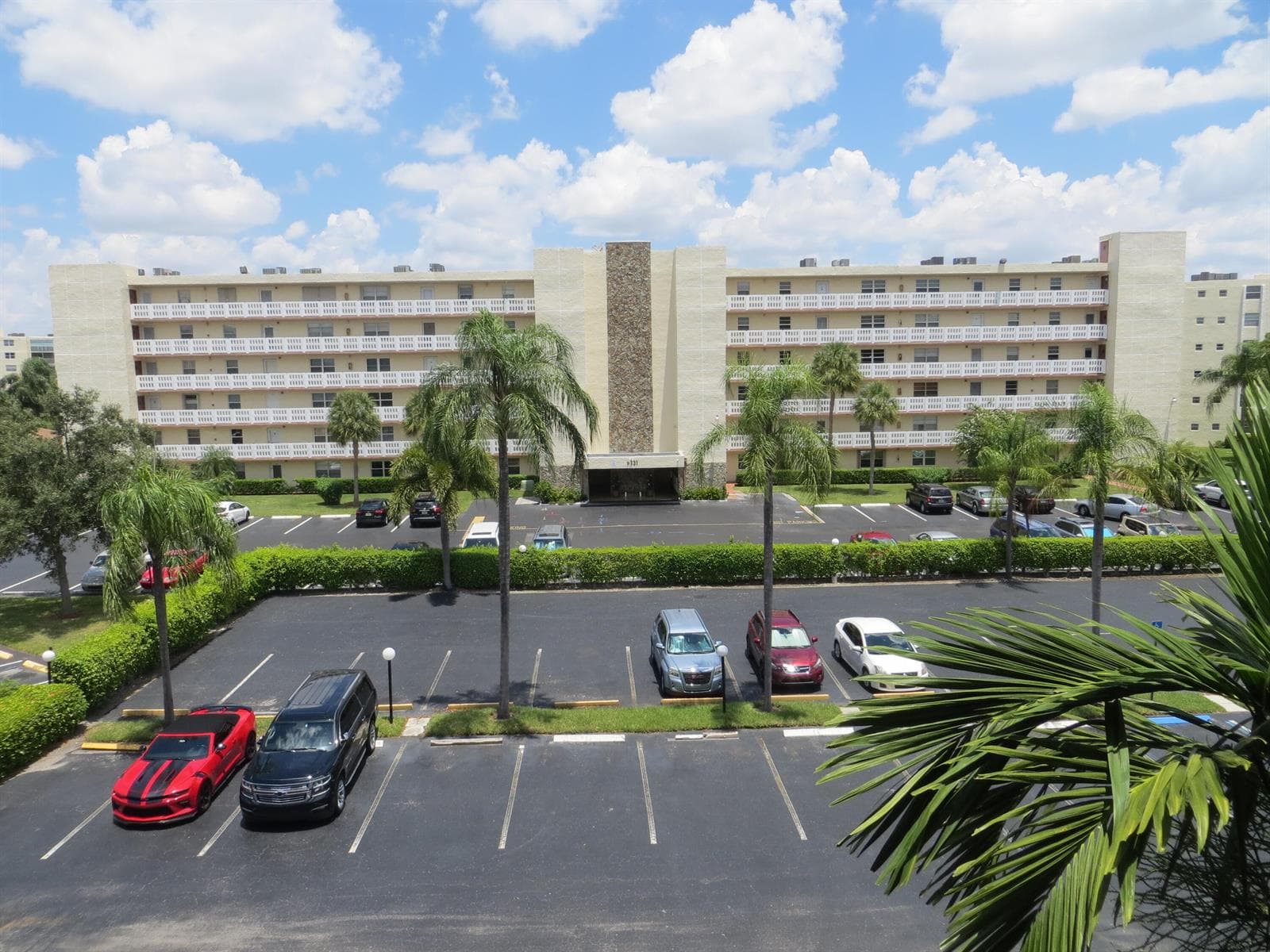 401 SE 3 st 407 7-2019 040