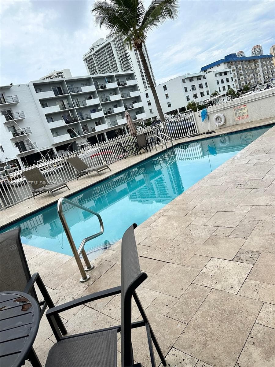 BAYVIEW POINT SOUTH CONDO · #409 in North Miami Beach - Photo 24