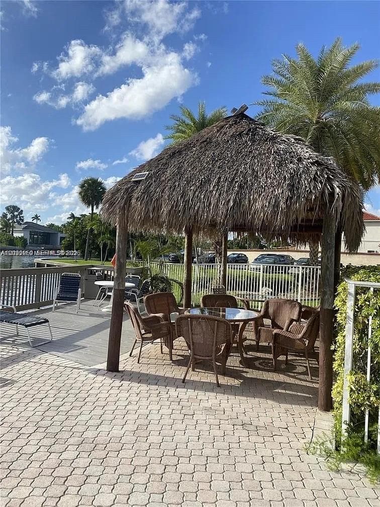 DESOTO PARK NORTH CONDO · #409 in Hallandale Beach - Photo 17