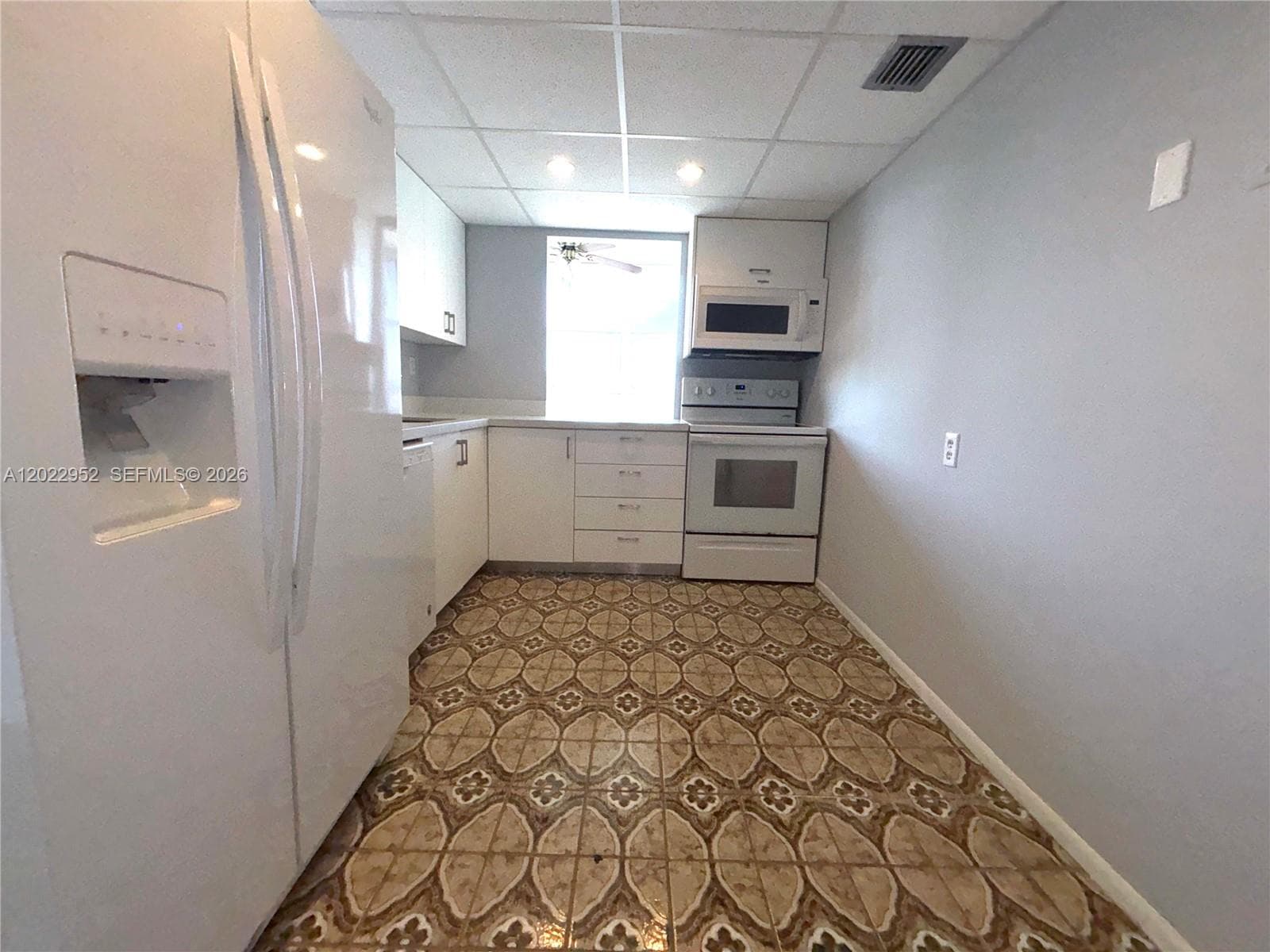 DESOTO PARK NORTH CONDO · #409 in Hallandale Beach - Photo 4