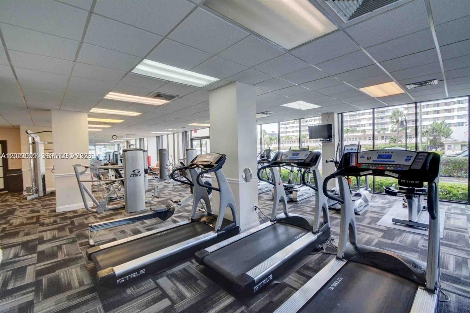 AVANT GARDE CONDO · #808 in Hallandale Beach - Photo 27