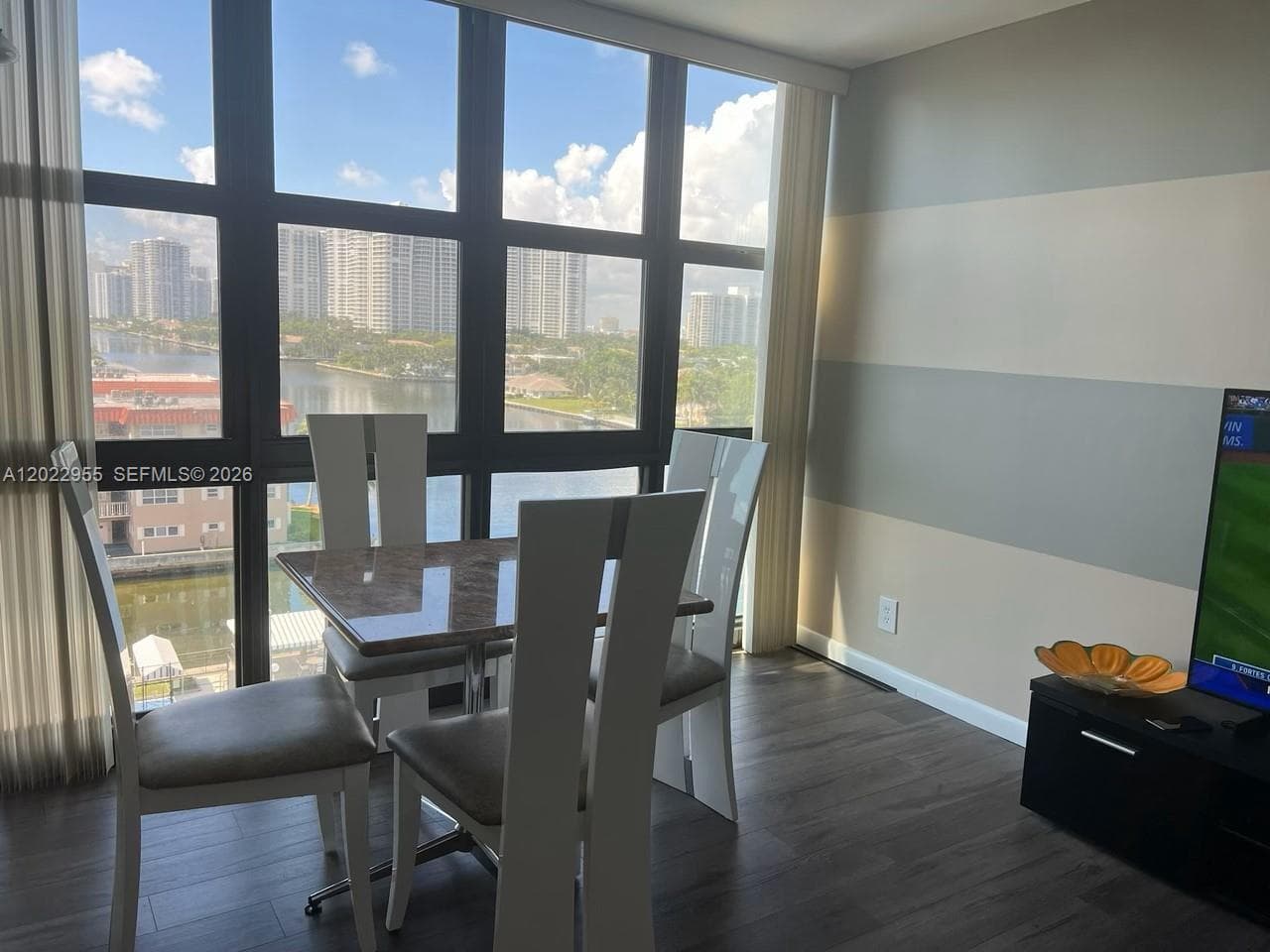 AVANT GARDE CONDO · #808 in Hallandale Beach - Photo 10