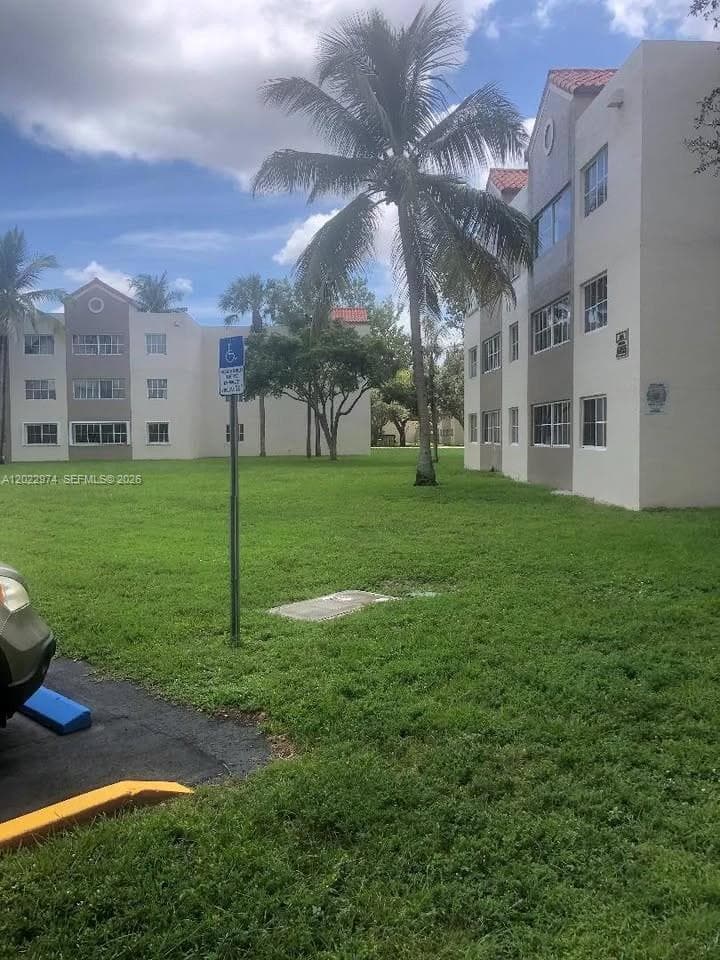 MIRASSOU CONDO · #209 in Hialeah - Photo 4