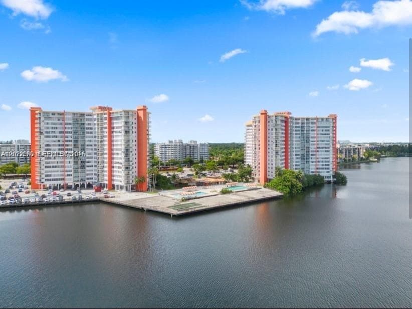 BUCKLEY TOWERS CONDO · #1013W in Miami - Photo 26