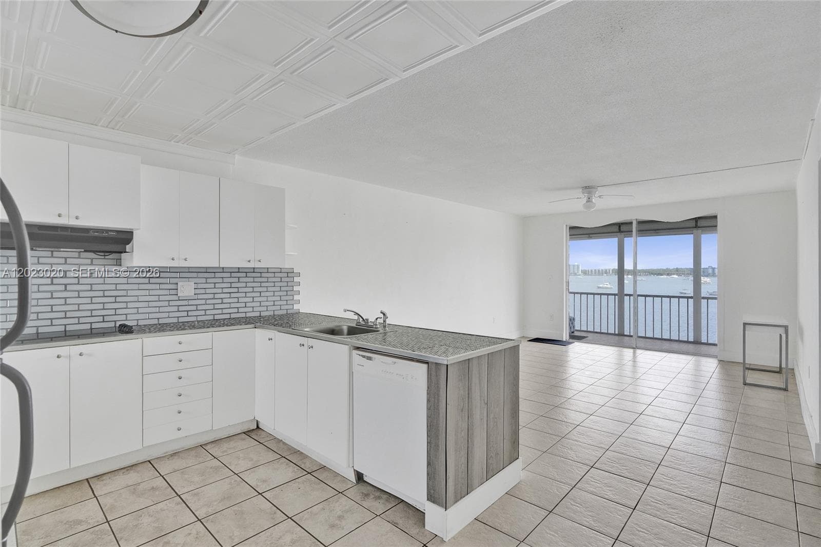 POINT EAST SEC III CONDO · #N408 in Aventura - Photo 3