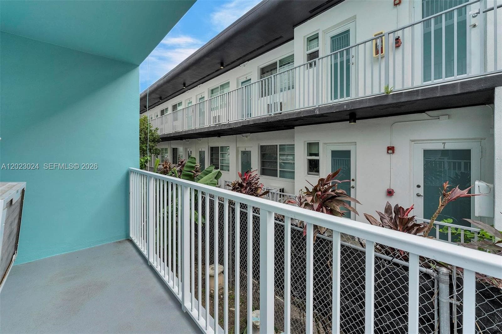 Tower East · #101 in Miami Beach - Photo 23