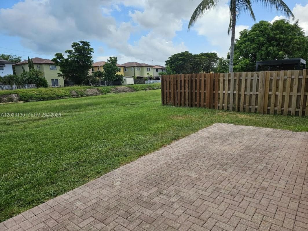 1423 NE 40th Rd #1423 photo 17